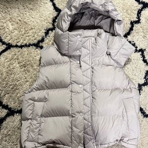 Lululemon Athletica Light Gray Puffer Vest